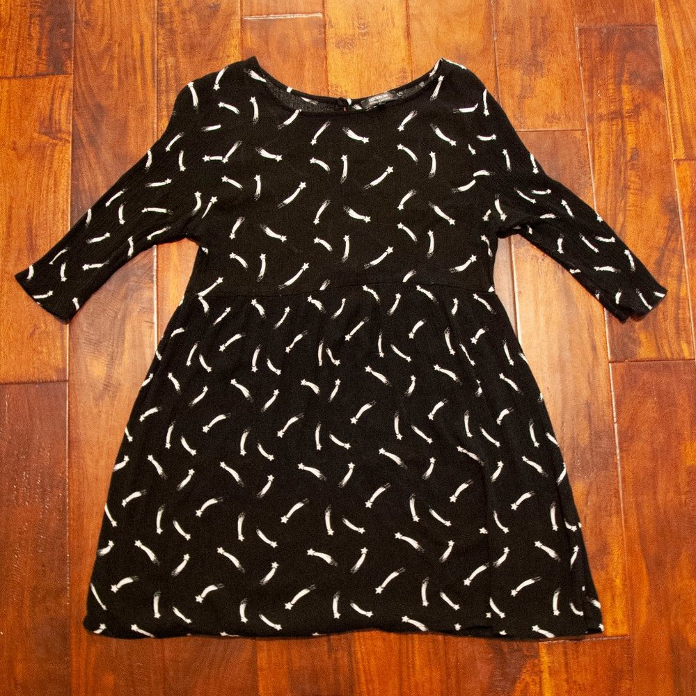 Cotton On Shooting Star Dress - Picture 2 of 5